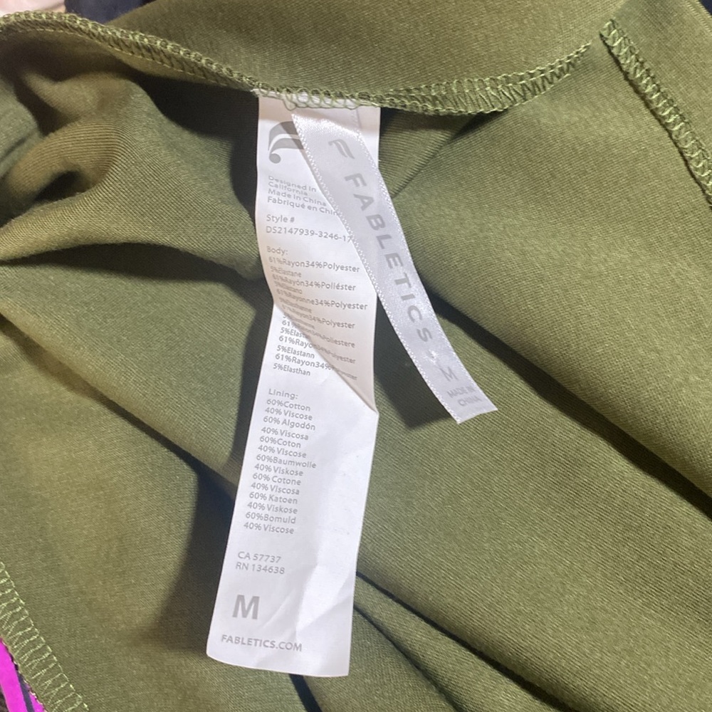 “Winter Clearance” Fabletics Pullover Open Back Green Dress Size Medium - Picture 8 of 9